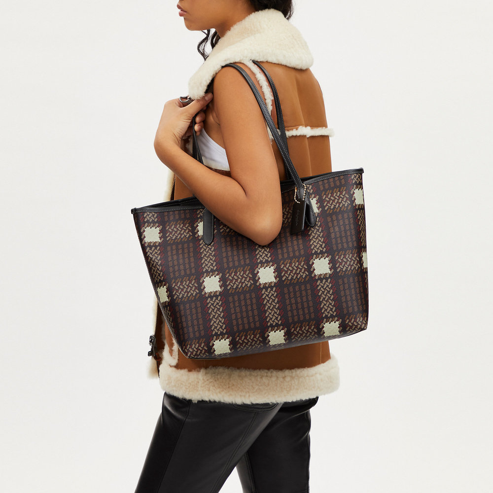 NWT Coach Outlet City Tote With Brushed Plaid Print - Picture 4 of 5